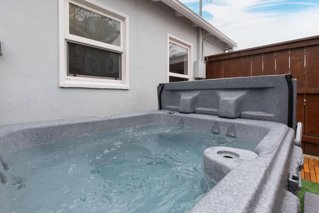 Beach House In The Heart Of Pb 圣地亚哥 外观 照片